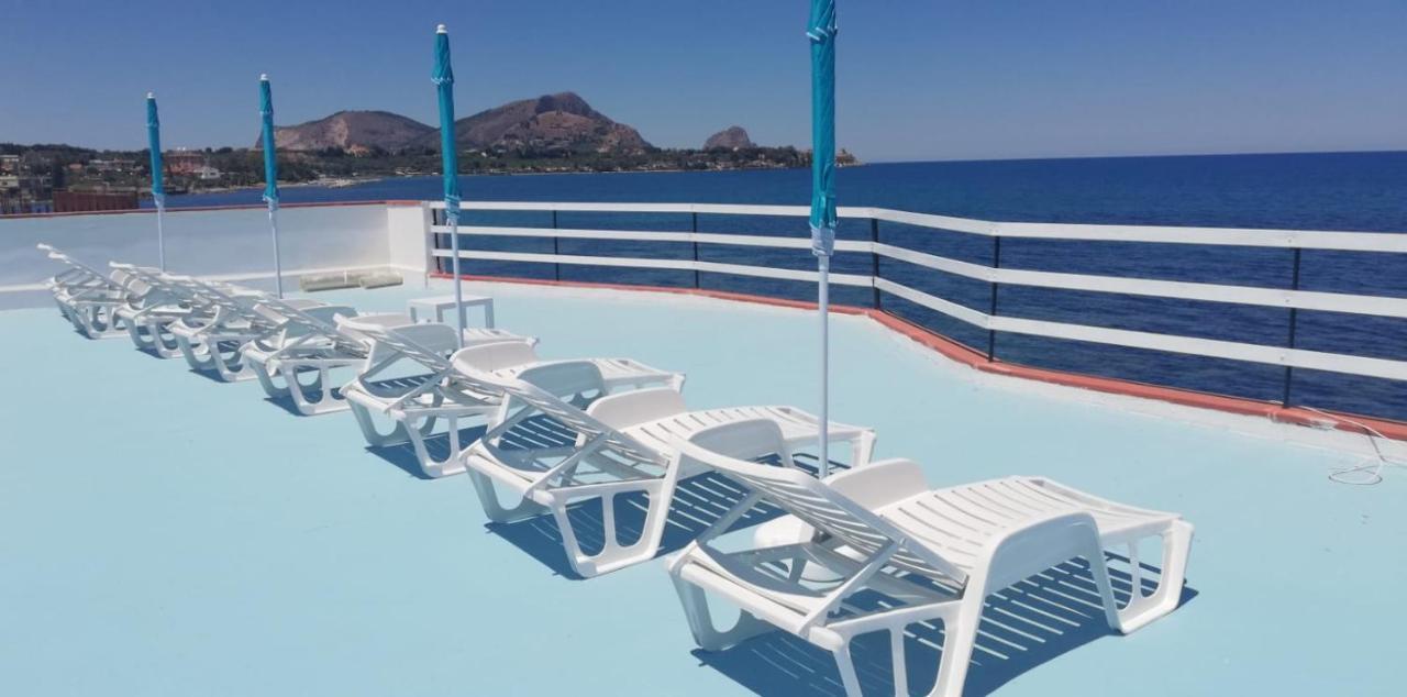 Blue Life, Sea-Luxury Rooms On The Beach Between Palermo And Cefalu' กาสเตลดัชเชีย ภายนอก รูปภาพ