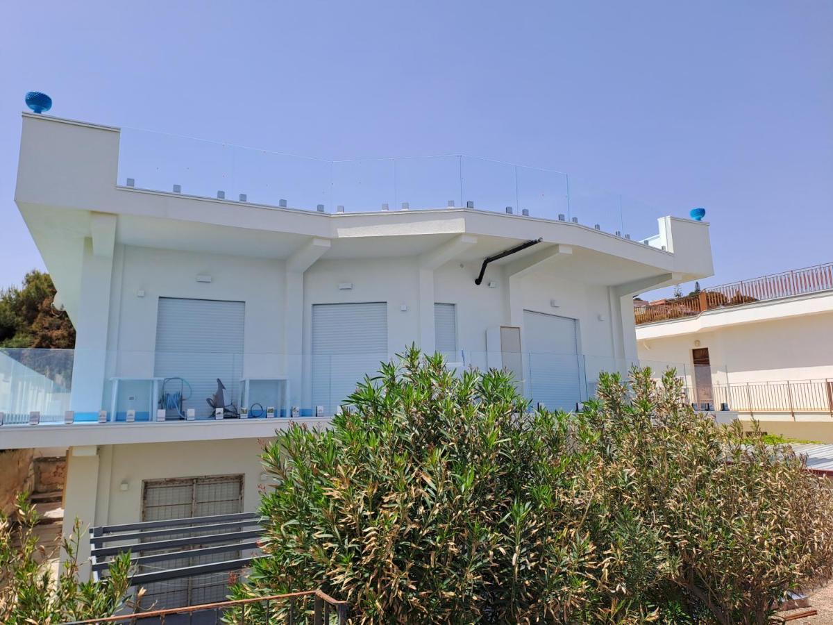 Blue Life, Sea-Luxury Rooms On The Beach Between Palermo And Cefalu' กาสเตลดัชเชีย ภายนอก รูปภาพ