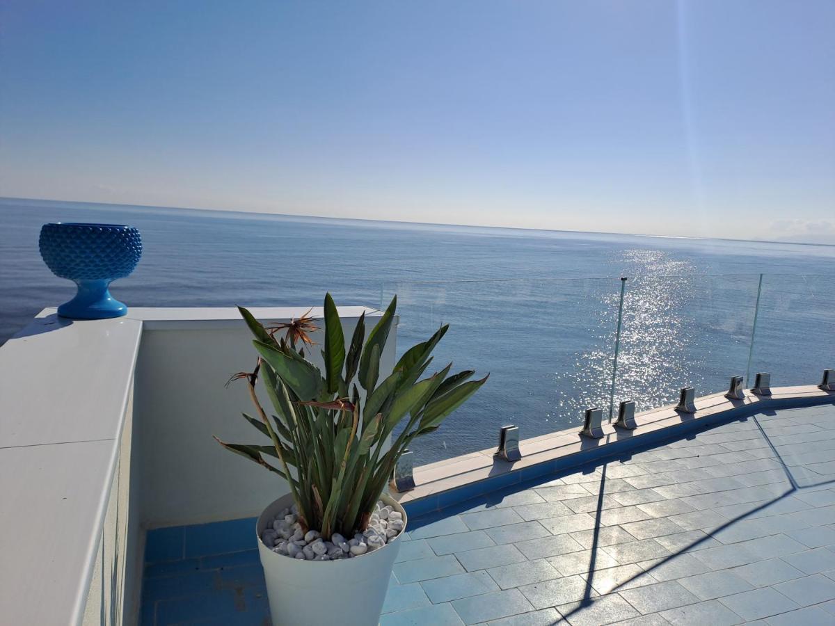 Blue Life, Sea-Luxury Rooms On The Beach Between Palermo And Cefalu' กาสเตลดัชเชีย ภายนอก รูปภาพ