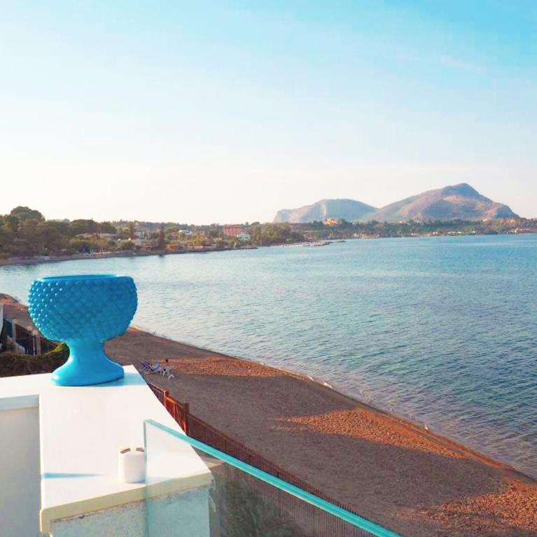 Blue Life, Sea-Luxury Rooms On The Beach Between Palermo And Cefalu' กาสเตลดัชเชีย ภายนอก รูปภาพ