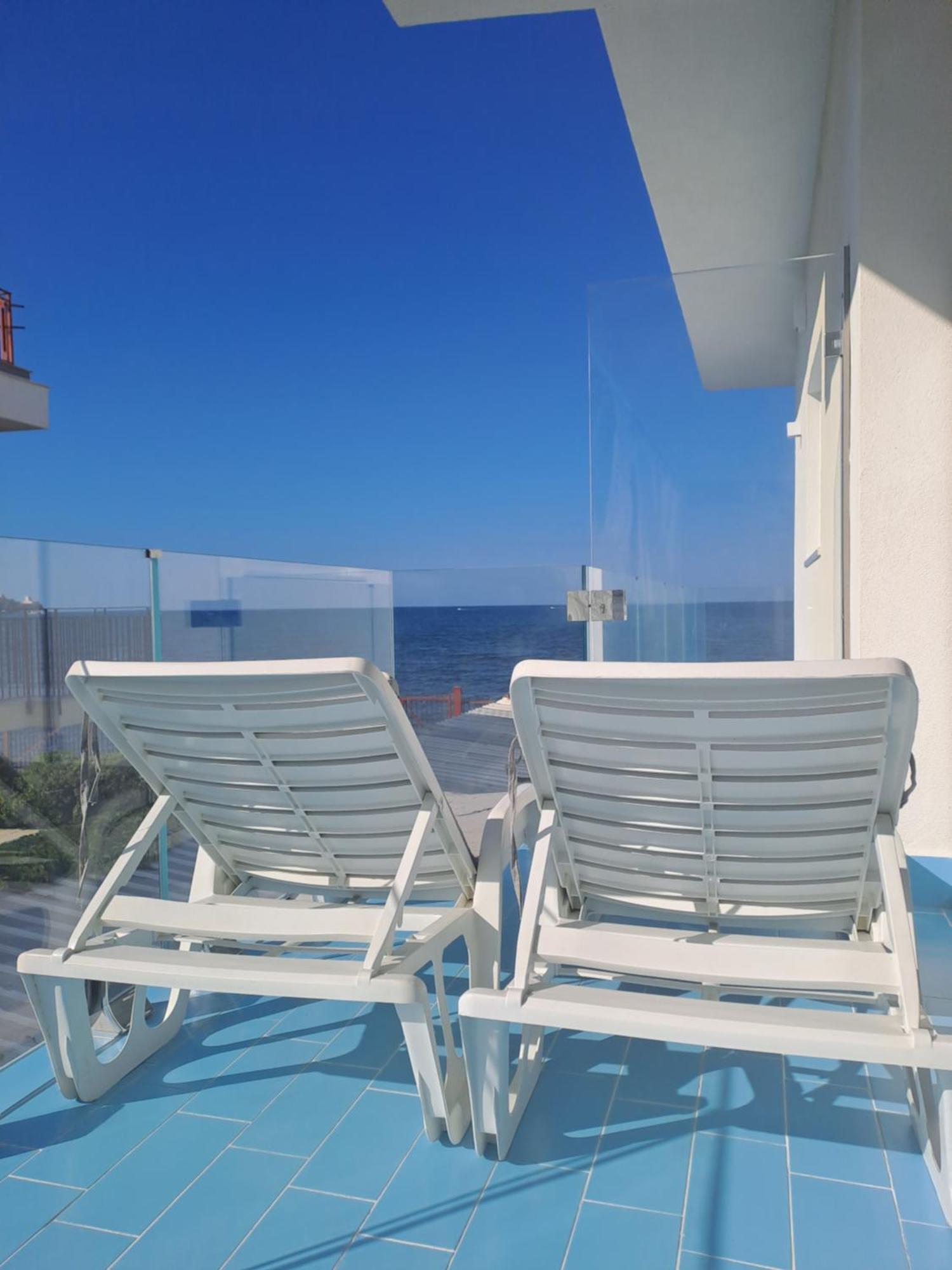 Blue Life, Sea-Luxury Rooms On The Beach Between Palermo And Cefalu' กาสเตลดัชเชีย ภายนอก รูปภาพ